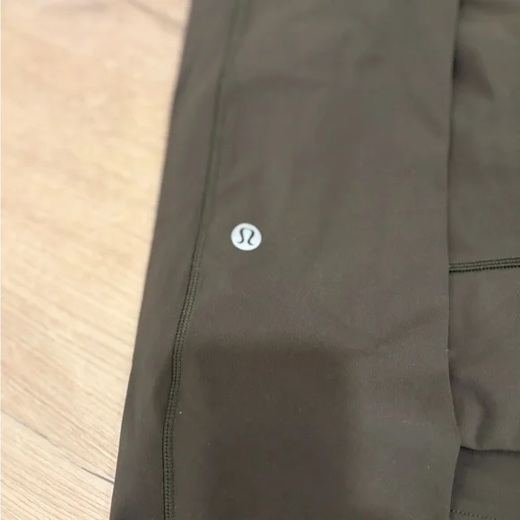 Lululemon Green Speed Up Mid Rise Leggings - Picture 4 of 5